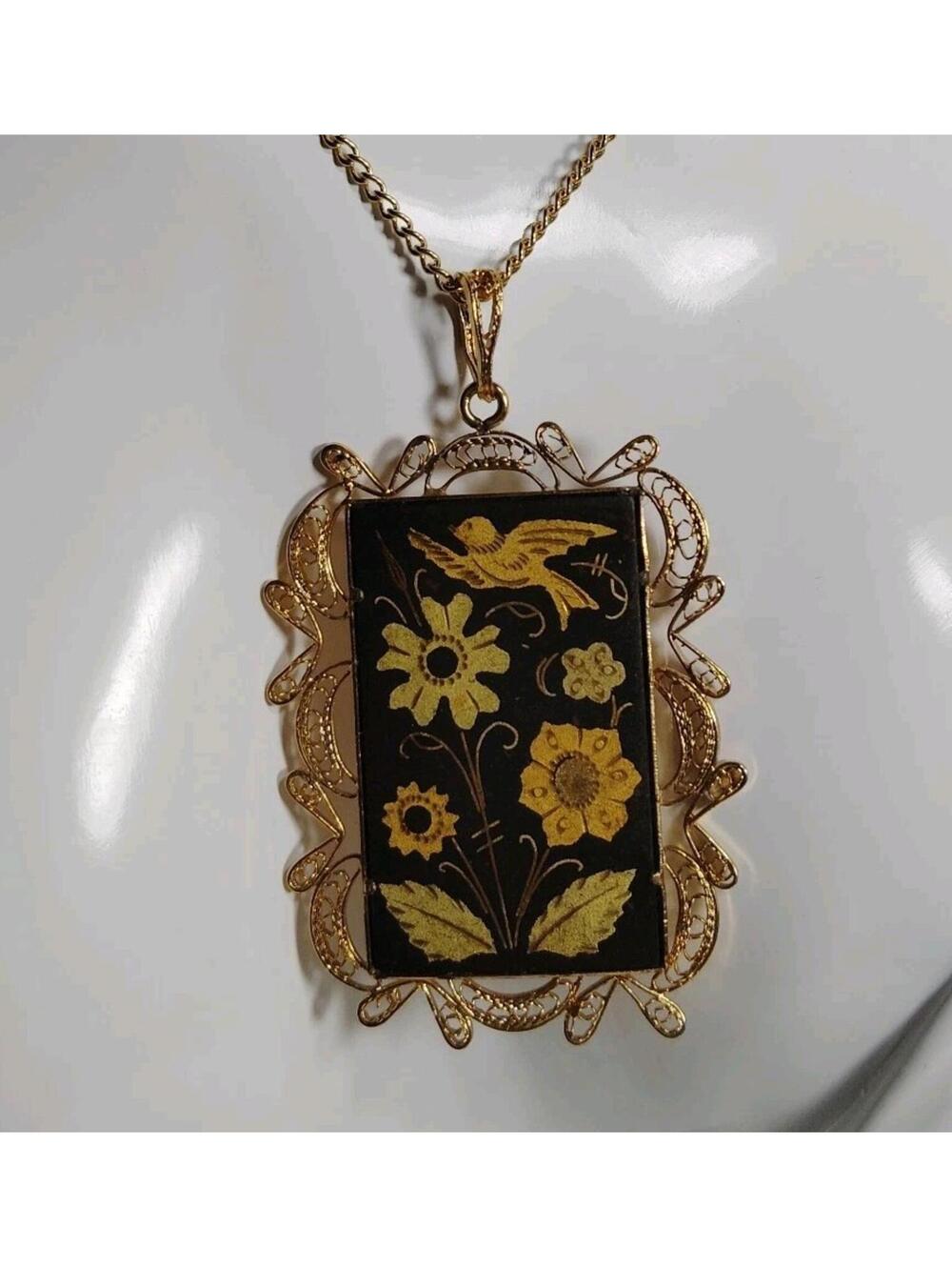 Vintage Filigree Framed Damascene Gold Tone Bird Flowers Pendant Necklace 18"